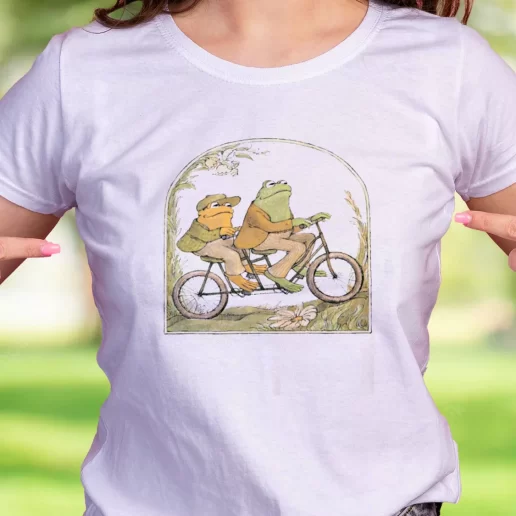 Cool T Shirt Frog And Toad Classic Book Trendy Christmas Gift 1