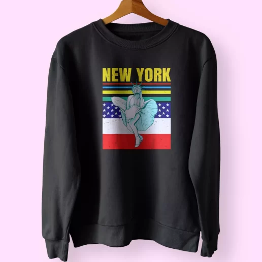 Statue Of Liberty New York Retro America Holiday Sweatshirt 1