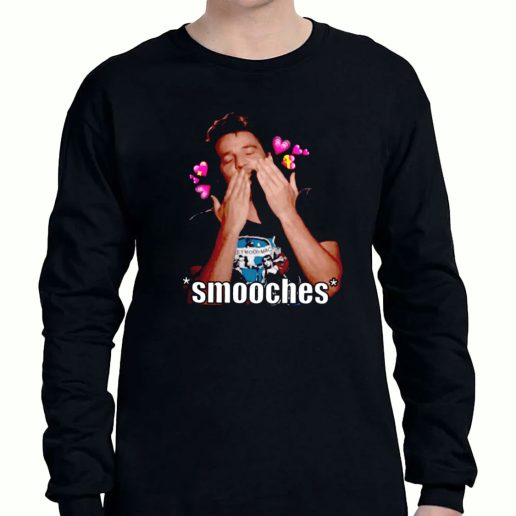 Graphic Long Sleeve T Shirt Smooches Meme Pedro Pascal 1