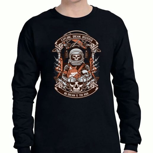 Graphic Long Sleeve T Shirt Astronaut Skull