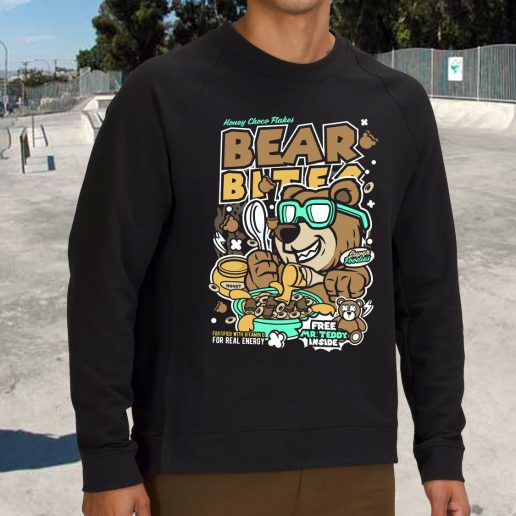 Streetwear Sweatshirt Bear Bites