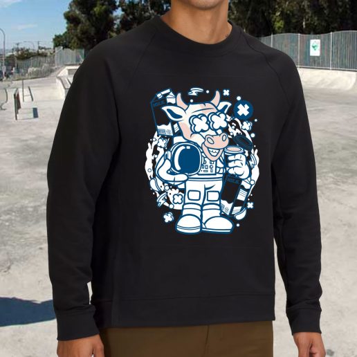 Streetwear Sweatshirt Cow Astronaut