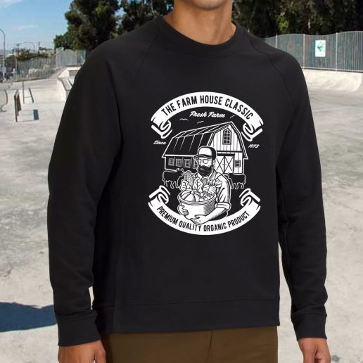 Streetwear Sweatshirt The Farm House Classic