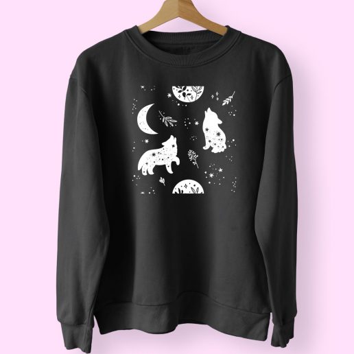 Wolf Silhouette Trendy 80s Sweatshirt