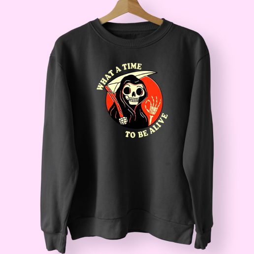 Scary Skeleton To Be Alive Cute Sweatshirt