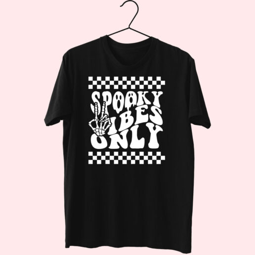 T Shirt Spooky Vibes Only 90s Style