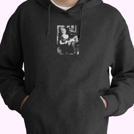 Vintage Marilynand 2pac Casual Graphic Hoodie Design